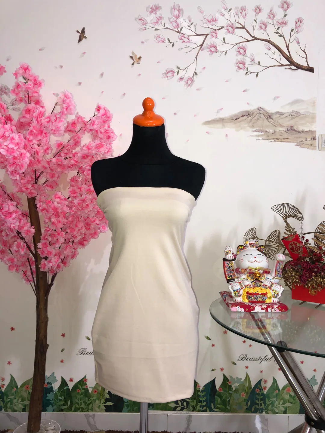 Tube dress mini krem — baju thrift preloved