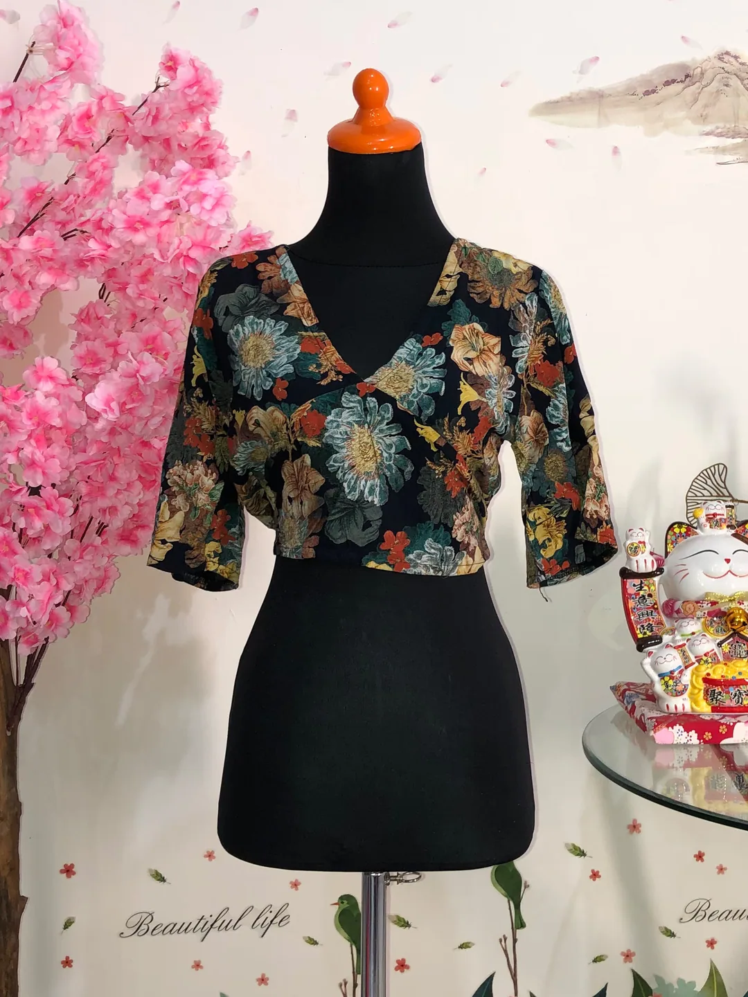 Crop top wrap motif bunga — baju thrift preloved