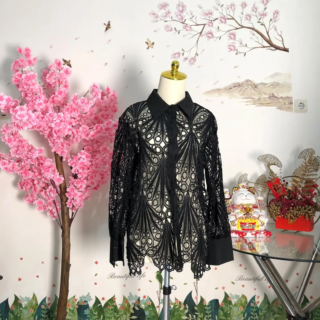 Kemeja brokat bordir hitam — baju thrift preloved