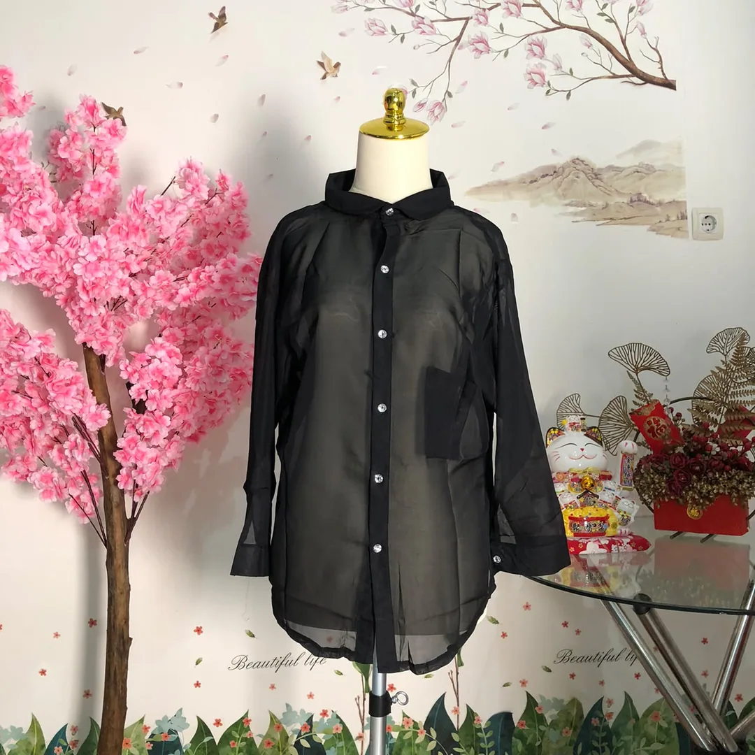 Kemeja organza transparan hitam — baju thrift preloved
