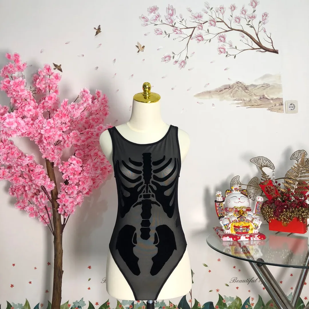 Bodysuit motif tulang hitam abu — baju thrift preloved