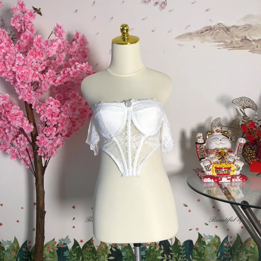 Bustier renda korset putih — baju thrift preloved